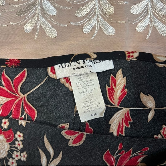 Vintage Floral Black and Red Asymmetrical Midi Dress -Size 9/10 -DR01 - Picture 5 of 7